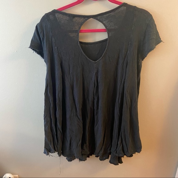 Free People Flowy Basic T-Shirt. Size XS. - Picture 3 of 3